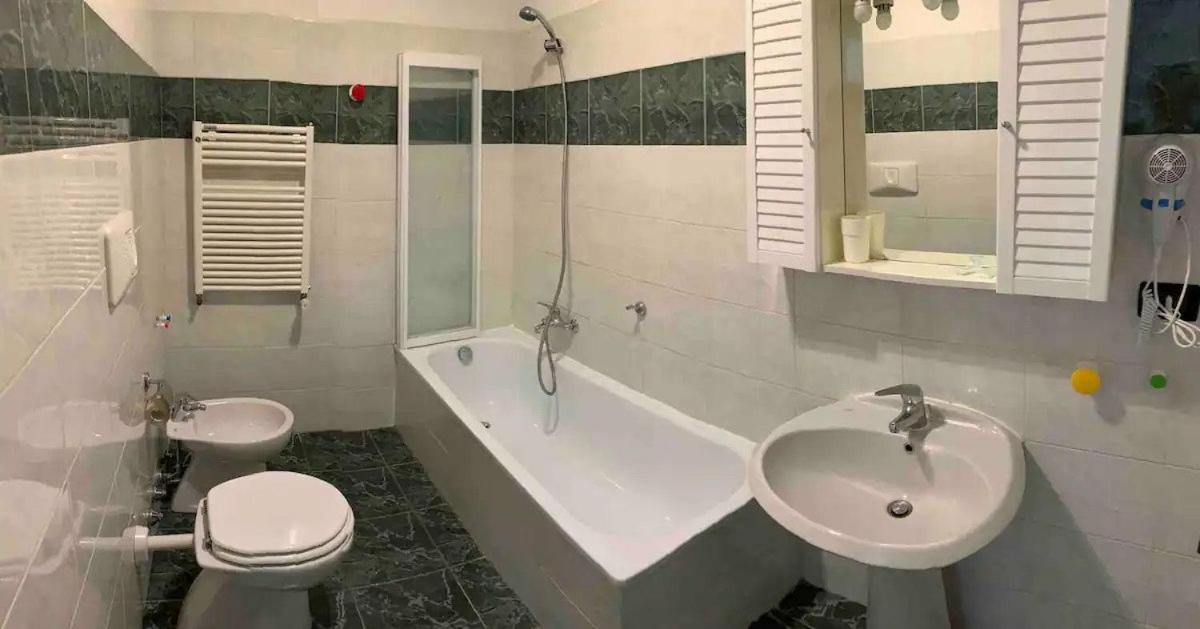 Apartment Bilocale Sull'acqua Al Porto Antico Genua